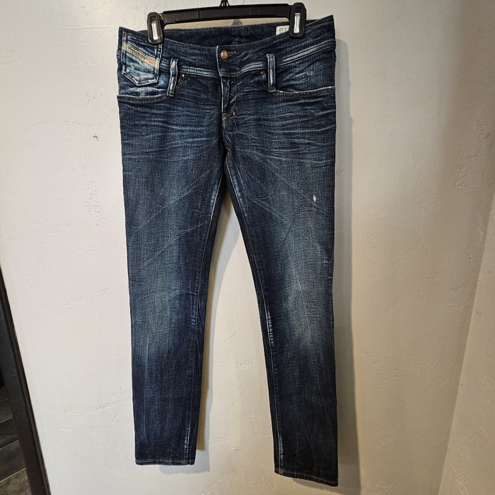 Diesel Jeans Women's 28 Matic Indigo Medium Wash Jeans Made in Italy Low Rise